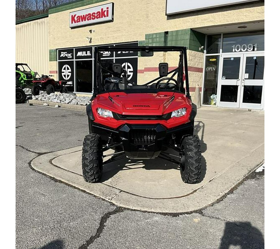 2025 Honda® Pioneer 1000