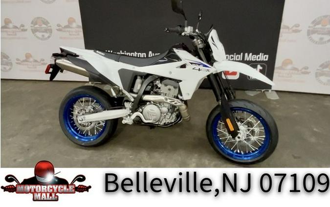 2025 Suzuki DR-Z 4SM