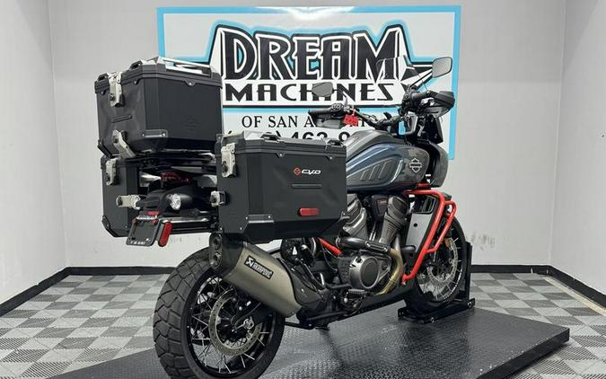 2025 Harley-Davidson® CVO™ Pan America®