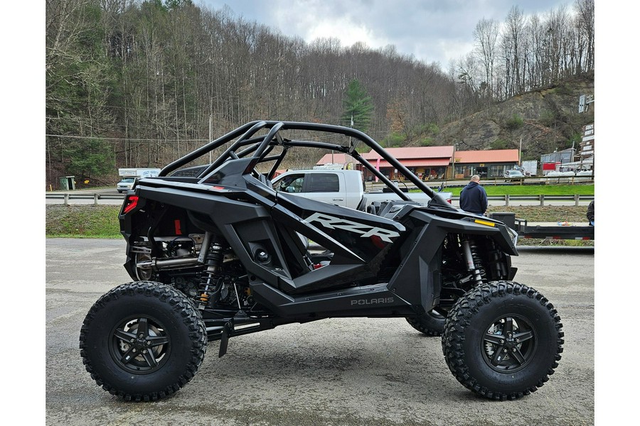 2024 Polaris Industries RZR Turbo R Sport