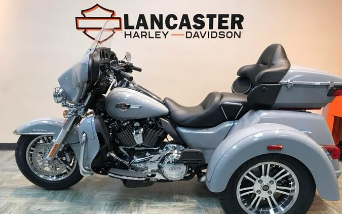 2024 Harley-Davidson Tri Glide Ultra Billiard Gray FLHTCUTG