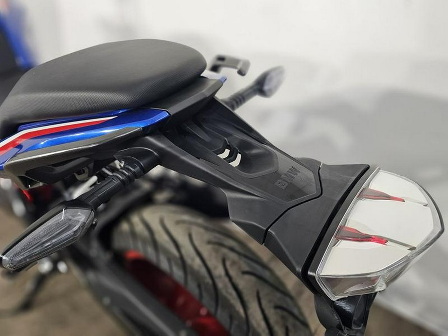 2025 BMW G 310 R Style Sport