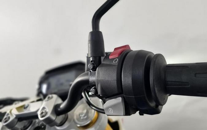 2025 BMW G 310 R Style Sport