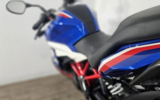 2025 BMW G 310 R Style Sport