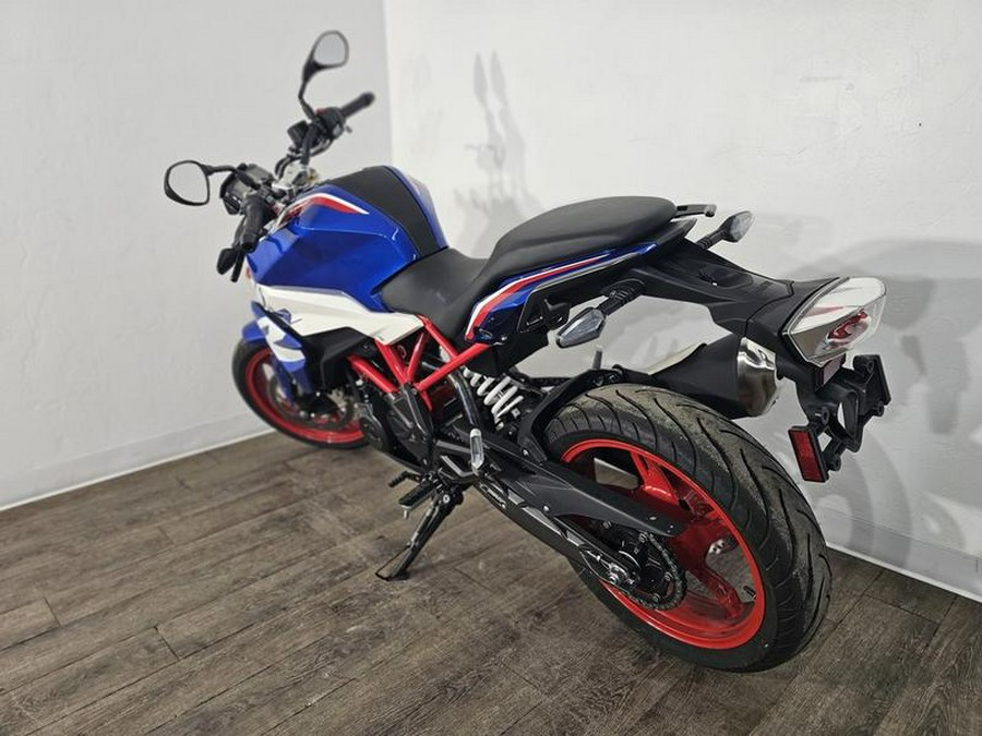 2025 BMW G 310 R Style Sport