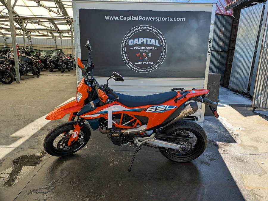 2024 KTM 690 SMC R