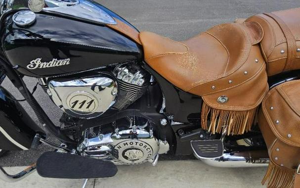 2017 Indian Motorcycle® Chief® Vintage Willow Green Over Ivory Cream