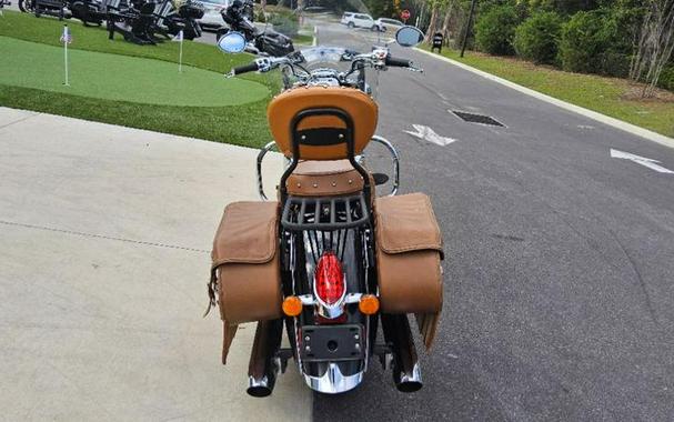 2017 Indian Motorcycle® Chief® Vintage Willow Green Over Ivory Cream