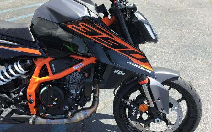 2026 KTM 390 Duke