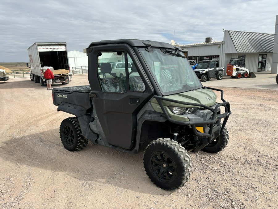 2021 Defender DPS Cab HD8 - Can-Am