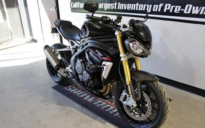 2022 Triumph Speed Triple 1200 RS Sapphire Black