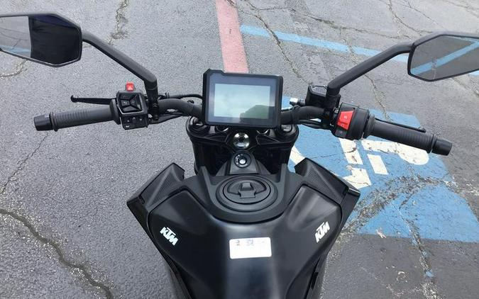 2026 KTM 250 Duke