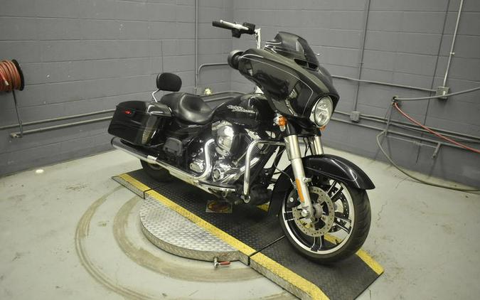 2015 Harley-Davidson® FLHXS - Street Glide® Special