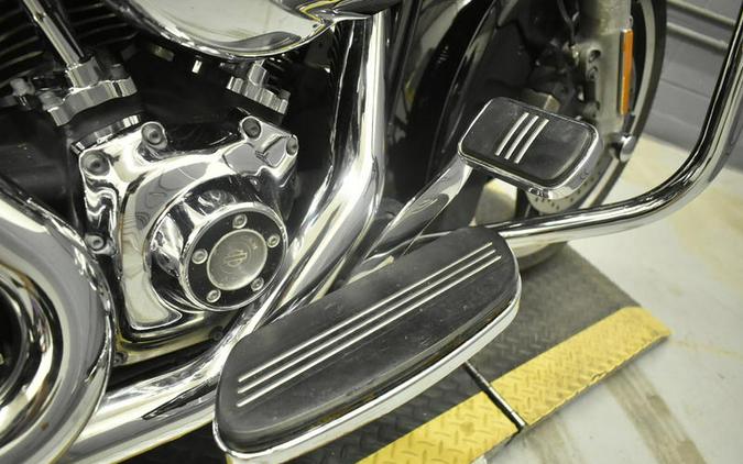 2015 Harley-Davidson® FLHXS - Street Glide® Special