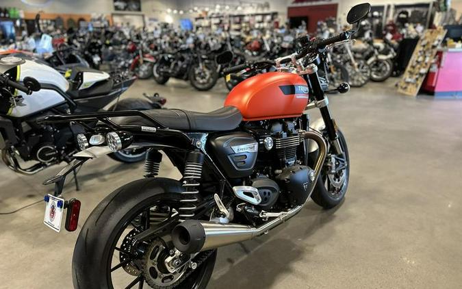 2023 Triumph Speed Twin 1200 Matte Baja Orange