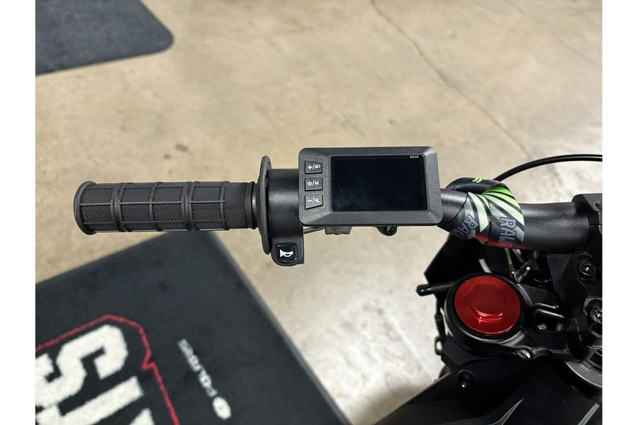 2025 Rawrr Inc. Mantis Mini R