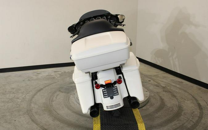 2018 Harley-Davidson® FLHXS - Street Glide® Special