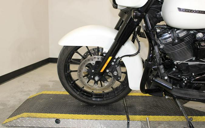 2018 Harley-Davidson® FLHXS - Street Glide® Special