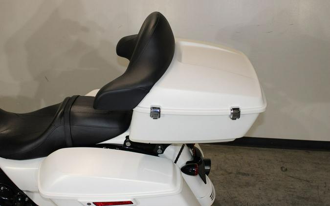 2018 Harley-Davidson® FLHXS - Street Glide® Special