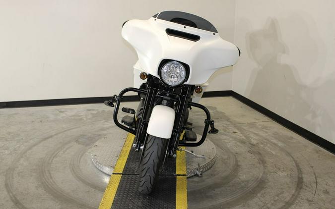 2018 Harley-Davidson® FLHXS - Street Glide® Special