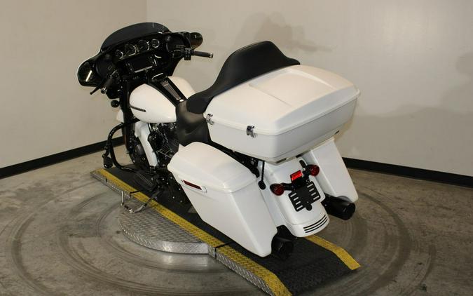 2018 Harley-Davidson® FLHXS - Street Glide® Special