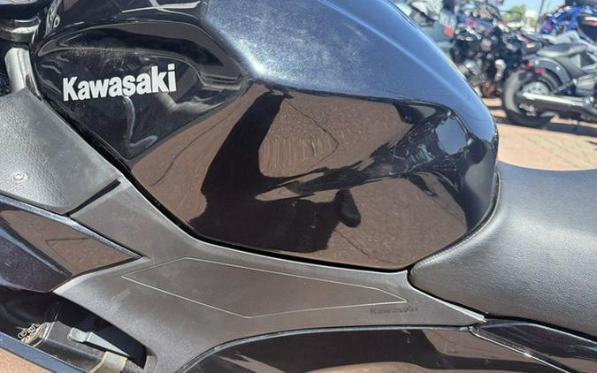 2024 Kawasaki Ninja 500 KRT Edition