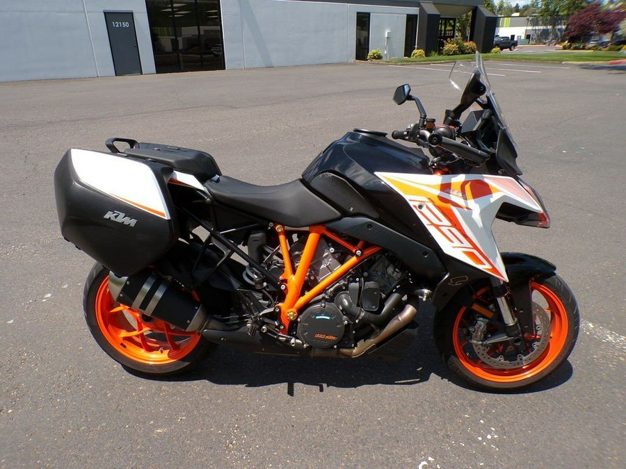 2019 KTM Super Duke