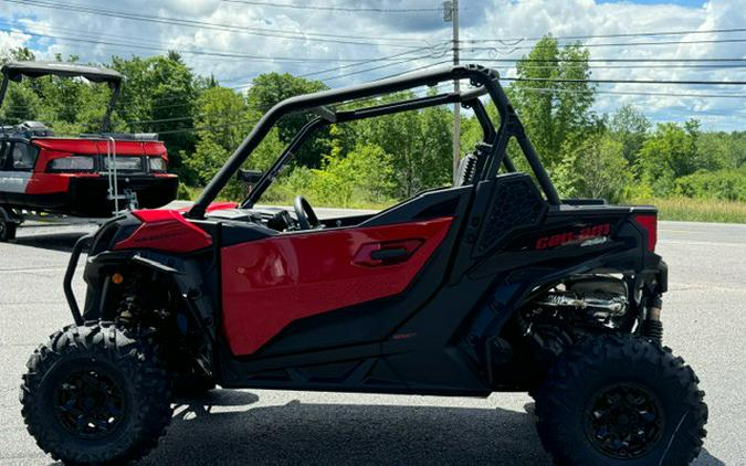 2024 Can-Am Maverick Sport DPS 1000R Red