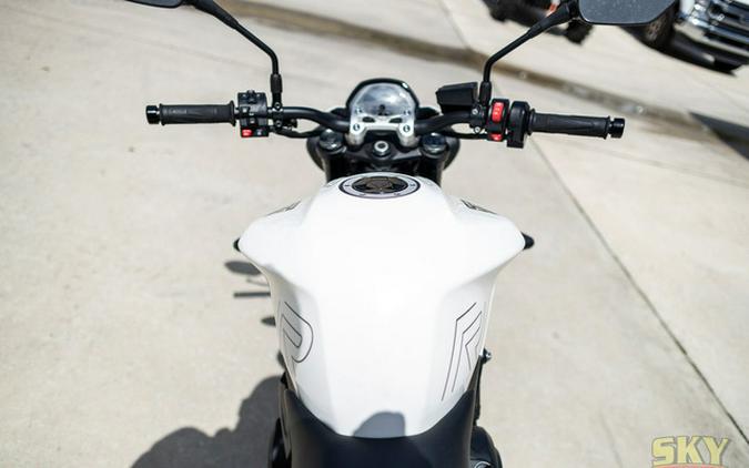 2024 Triumph Street Triple 765 R Crystal White