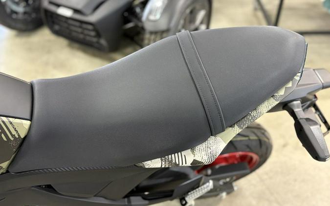 2025 Kawasaki Z125 PRO