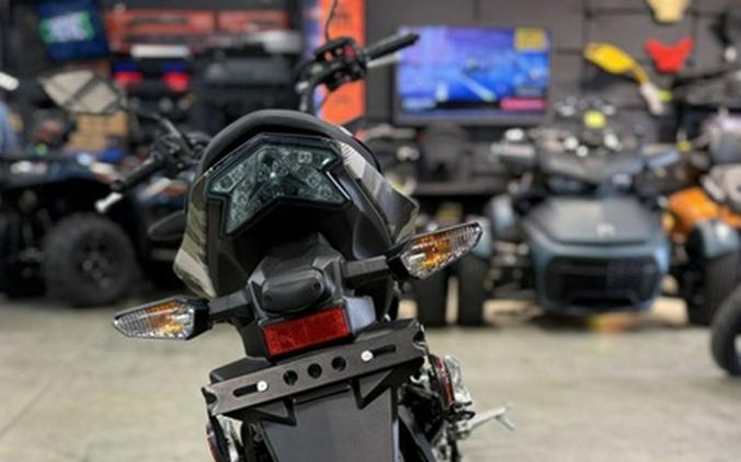 2025 Kawasaki Z125 PRO
