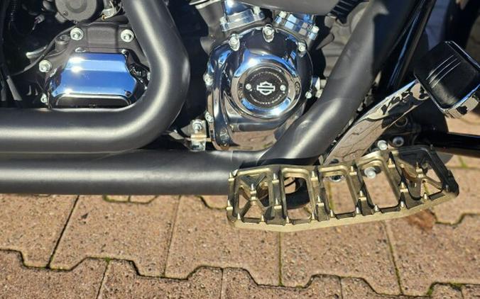 FLHX 2019 Street Glide®