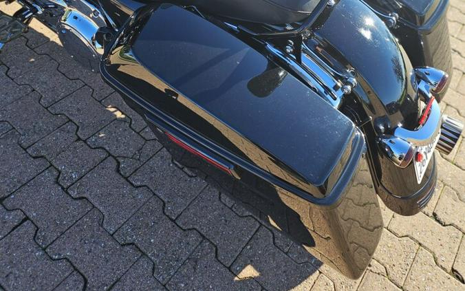 FLHX 2019 Street Glide®