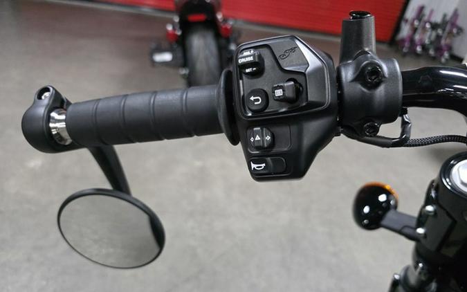 2026 Indian Scout Bobber Limited +Tech Black Smoke