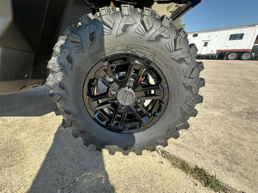 2026 Can-Am Defender MAX Limited HD11 Desert Tan & Carbon Black