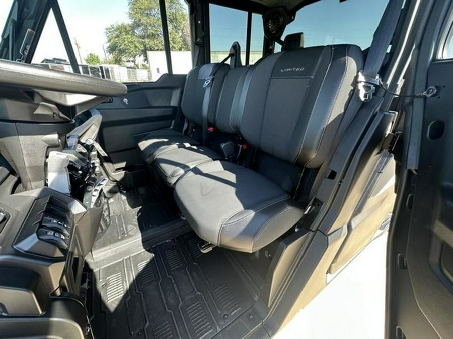 2026 Can-Am Defender MAX Limited HD11 Desert Tan & Carbon Black