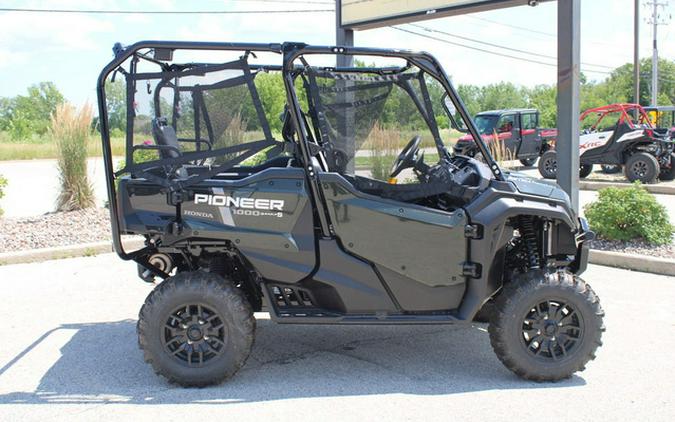 2024 Honda Pioneer 1000-5 Deluxe