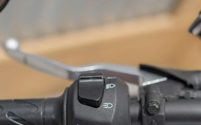 2024 Moto Guzzi V7 Stone Corsa