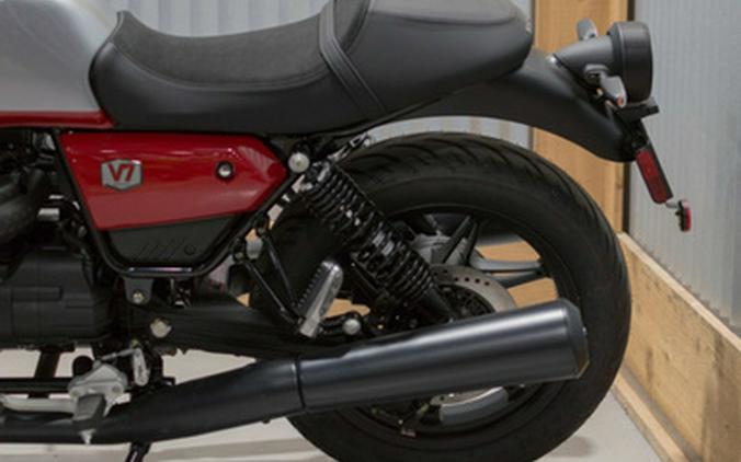 2024 Moto Guzzi V7 Stone Corsa