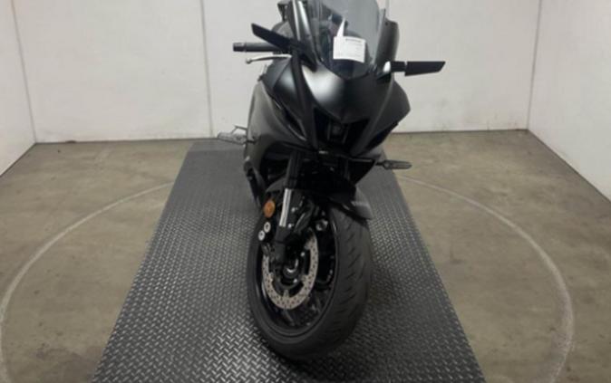 2025 Yamaha YZF-R7