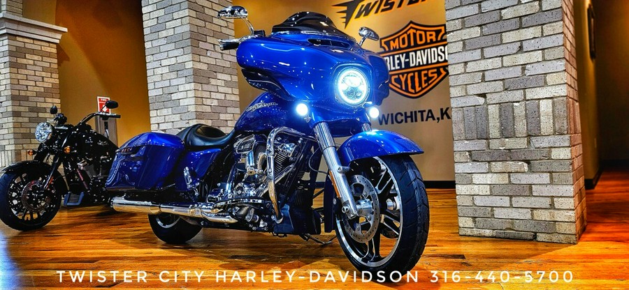 USED 2017 Harley-Davidson Street Glide Special, FLHXS