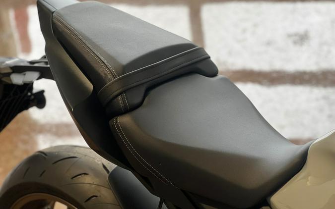 2025 Honda CB650R E-Clutch