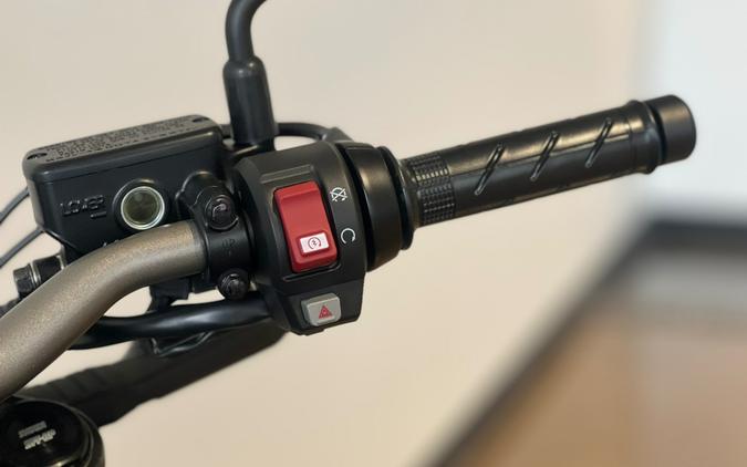 2025 Honda CB650R E-Clutch