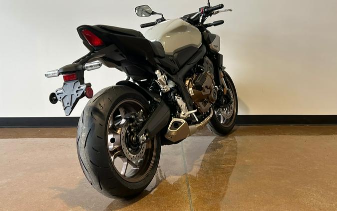 2025 Honda CB650R E-Clutch