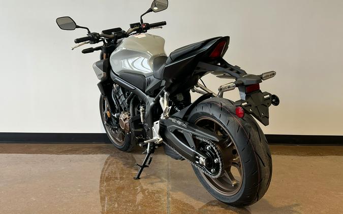 2025 Honda CB650R E-Clutch