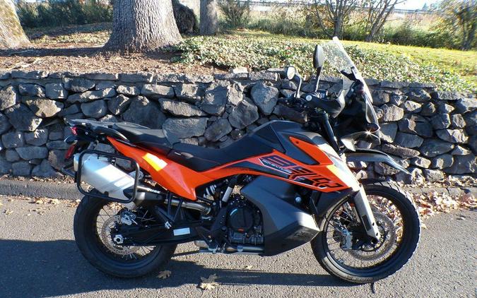 2022 KTM Adventure