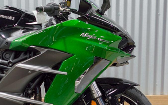 2025 Kawasaki NINJA H2 SX SE ABS