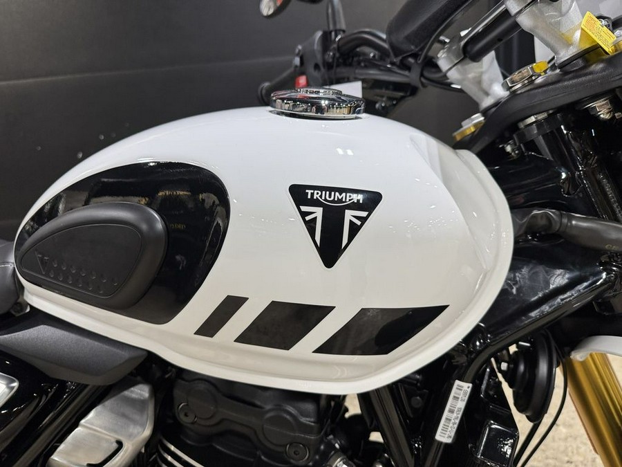 2026 Triumph Scrambler 400 XC Vanilla White