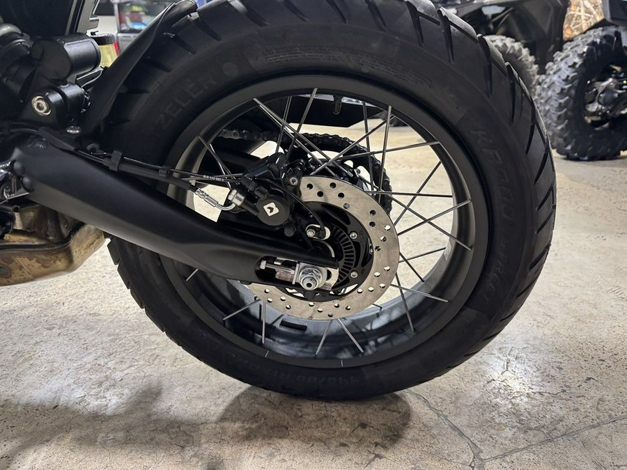 2026 Triumph Scrambler 400 XC Vanilla White