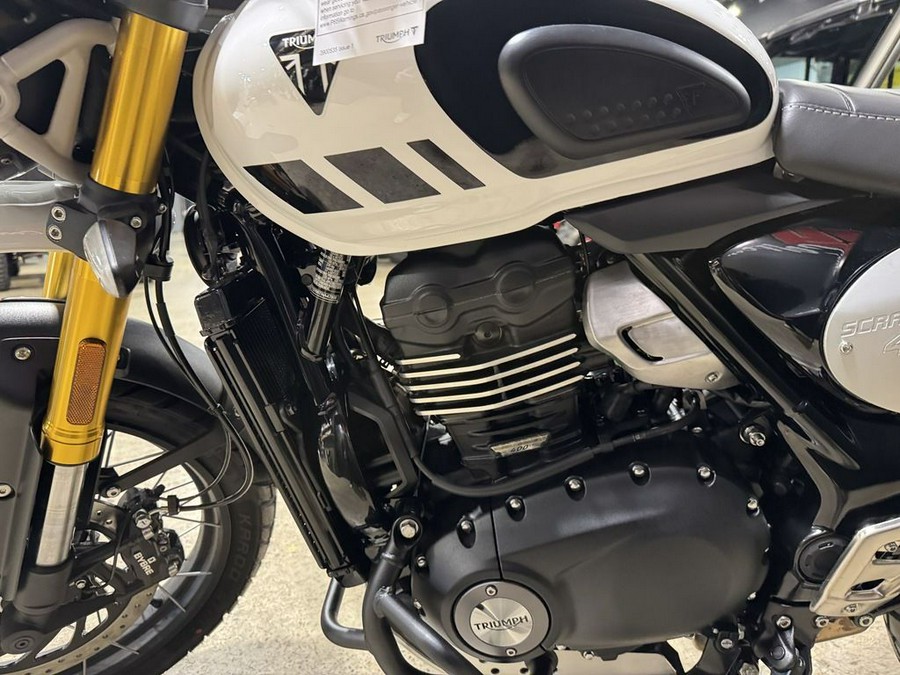 2026 Triumph Scrambler 400 XC Vanilla White